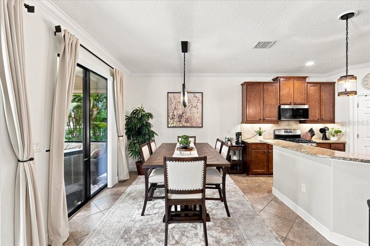 Dining Room - 4508 GRAND LAKESIDE DR E, PALM HARBOR