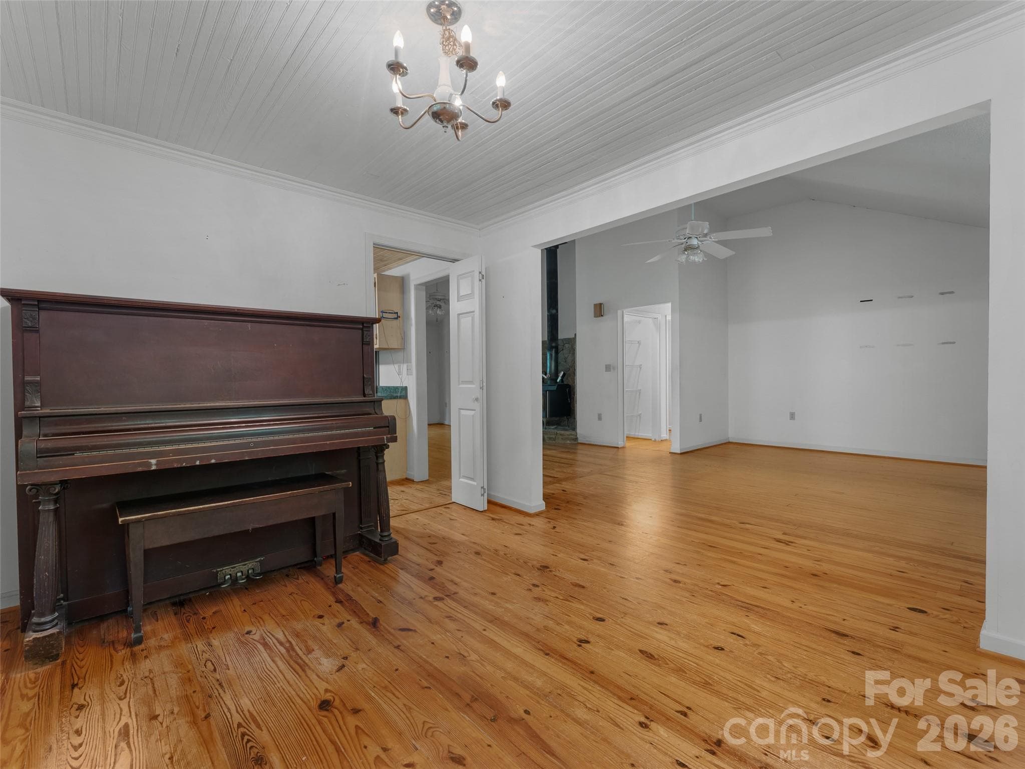 breakfast nook/ - 95 Substation Road, Saluda
