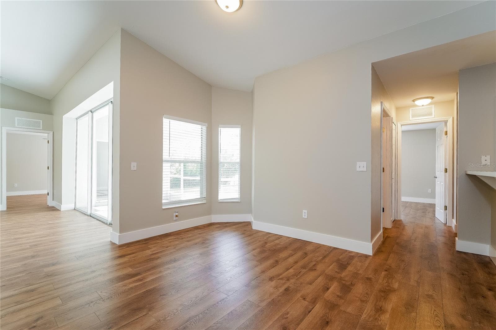 Single Family Residence at 1743 HAZELTON AVE, NORTH PORT, photo 5 of 15