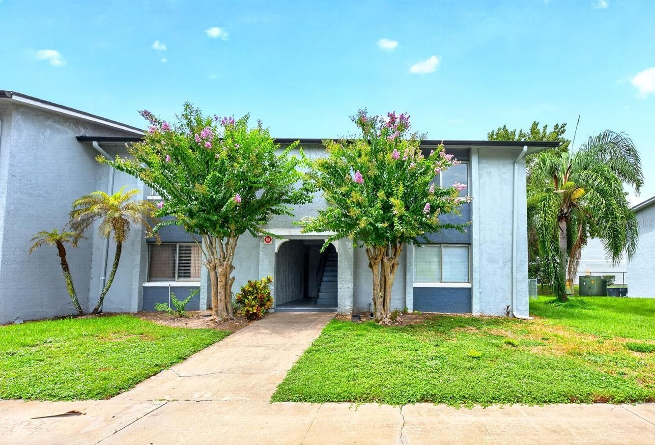 Condominium at 4737 S TEXAS AVE #4737D, ORLANDO, photo 2 of 21