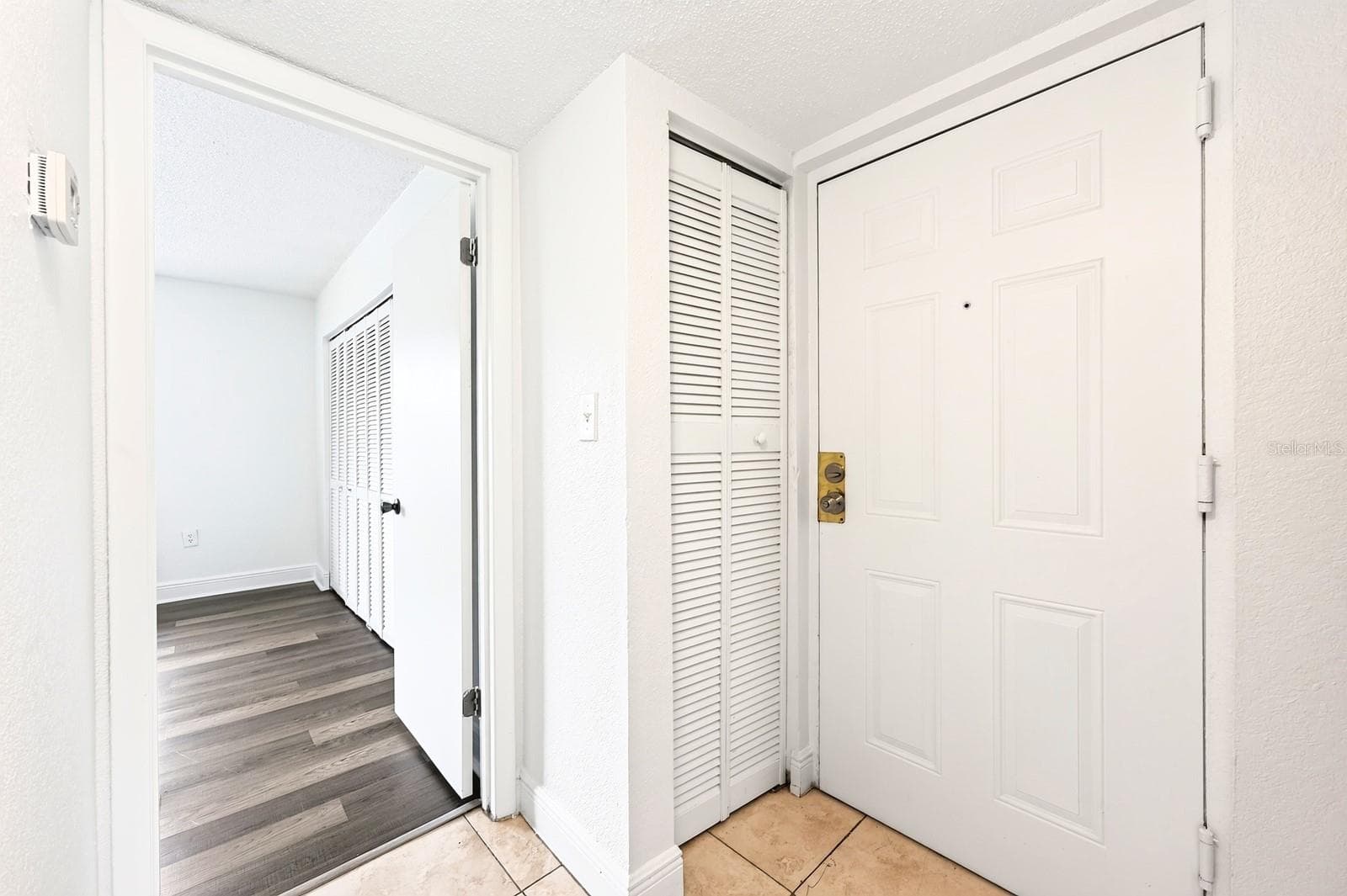 Entry way - 4737 S TEXAS AVE #4737D, ORLANDO