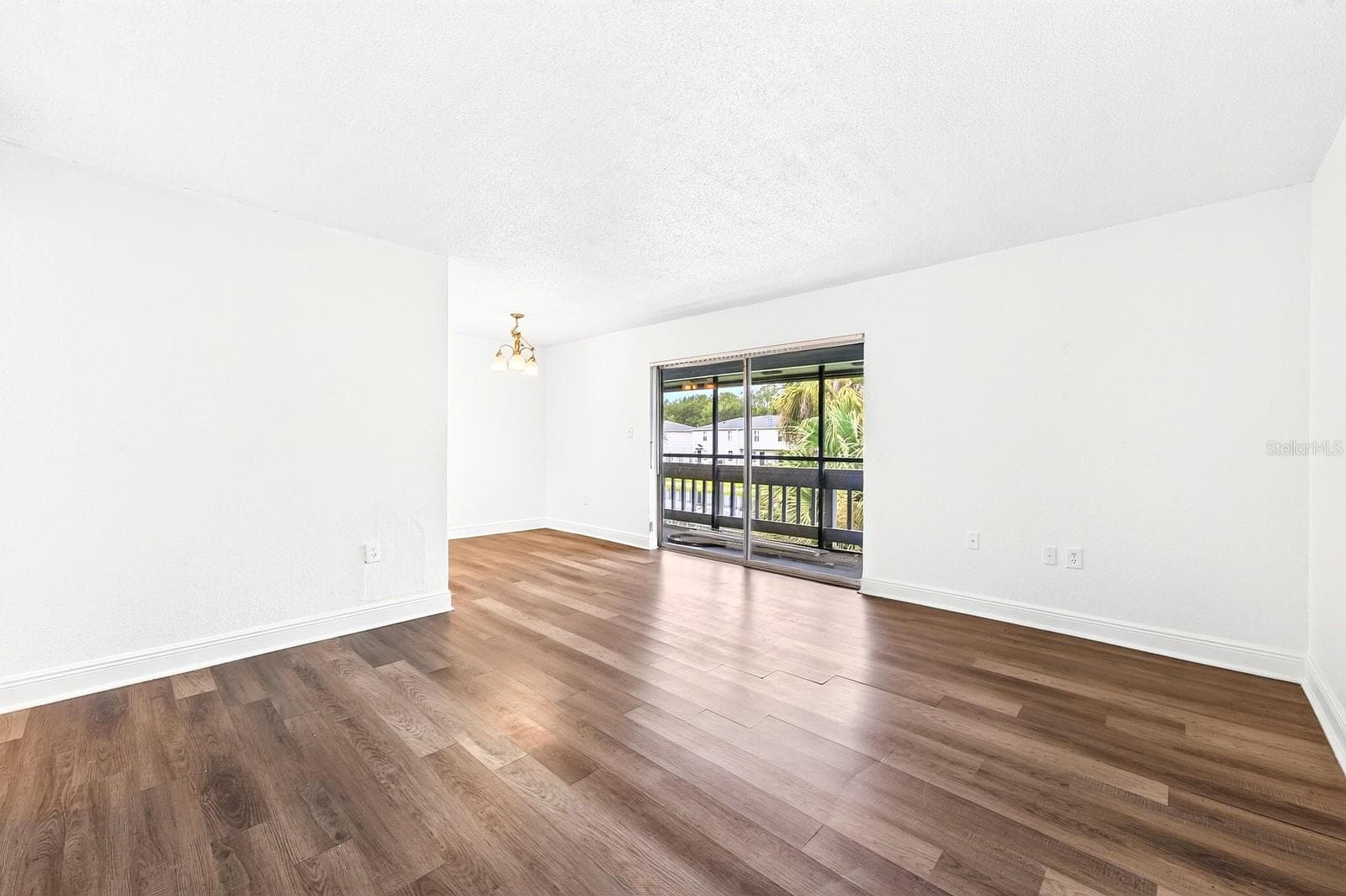 View of dining room connected to living room - 4737 S TEXAS AVE #4737D, ORLANDO