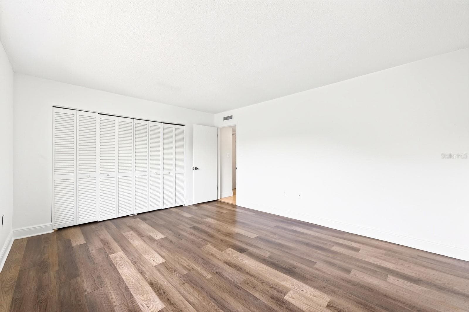 Built-in closet - 4737 S TEXAS AVE #4737D, ORLANDO