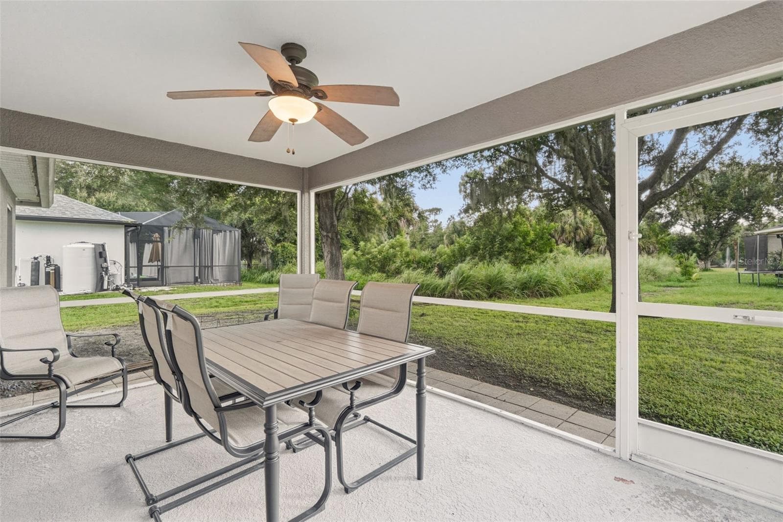 Oversized Screen Lanai Allows Wonderful Cross Breezes - 3695 WAFFLE TER, NORTH PORT