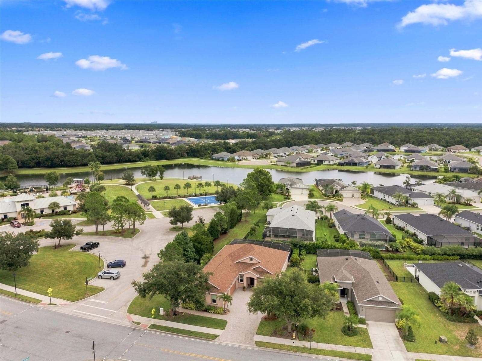 Aerial view showing Corner Lot with amenity access on the left - 3850 CREEKSIDE PARK DR, PARRISH