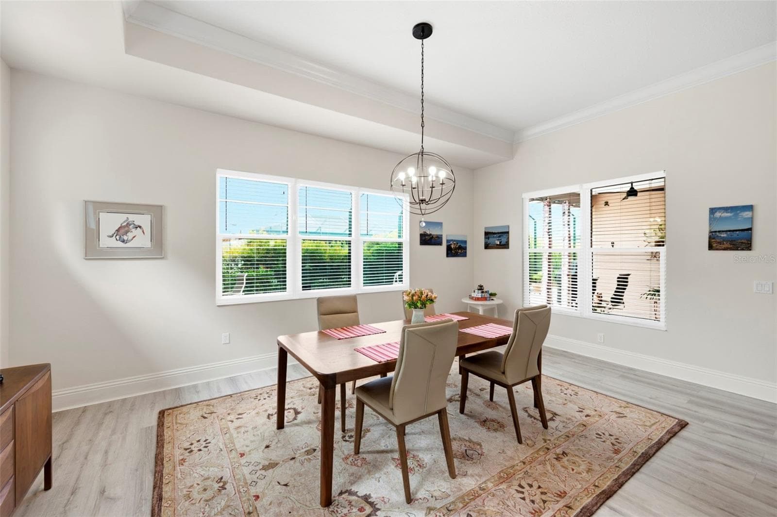 the dining room could also be configured as a family room - 3850 CREEKSIDE PARK DR, PARRISH