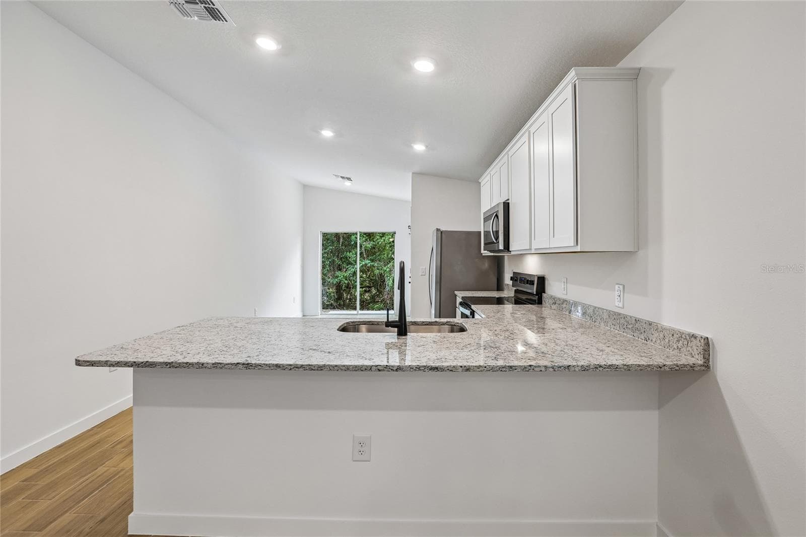 Single Family Residence at 6260 PINEHURST DR, SPRING HILL, photo 4 of 9