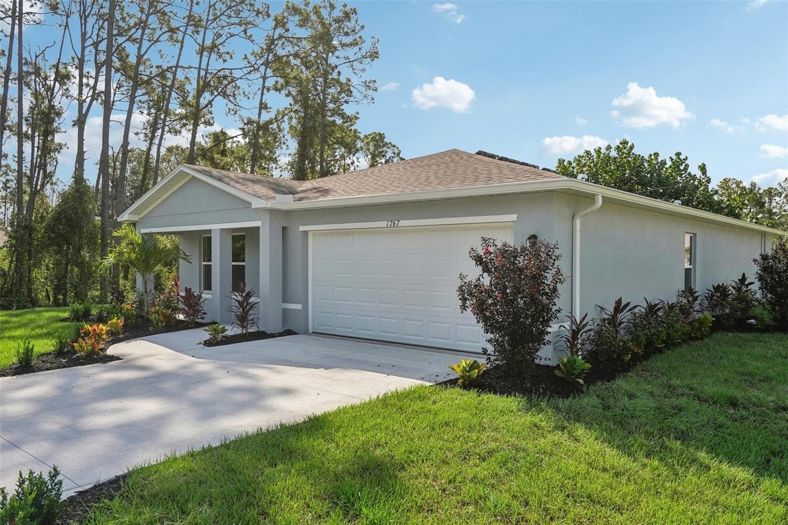 Single Family Residence at 1217 STONE RIDGE CIR, SEBRING, photo 7 of 38