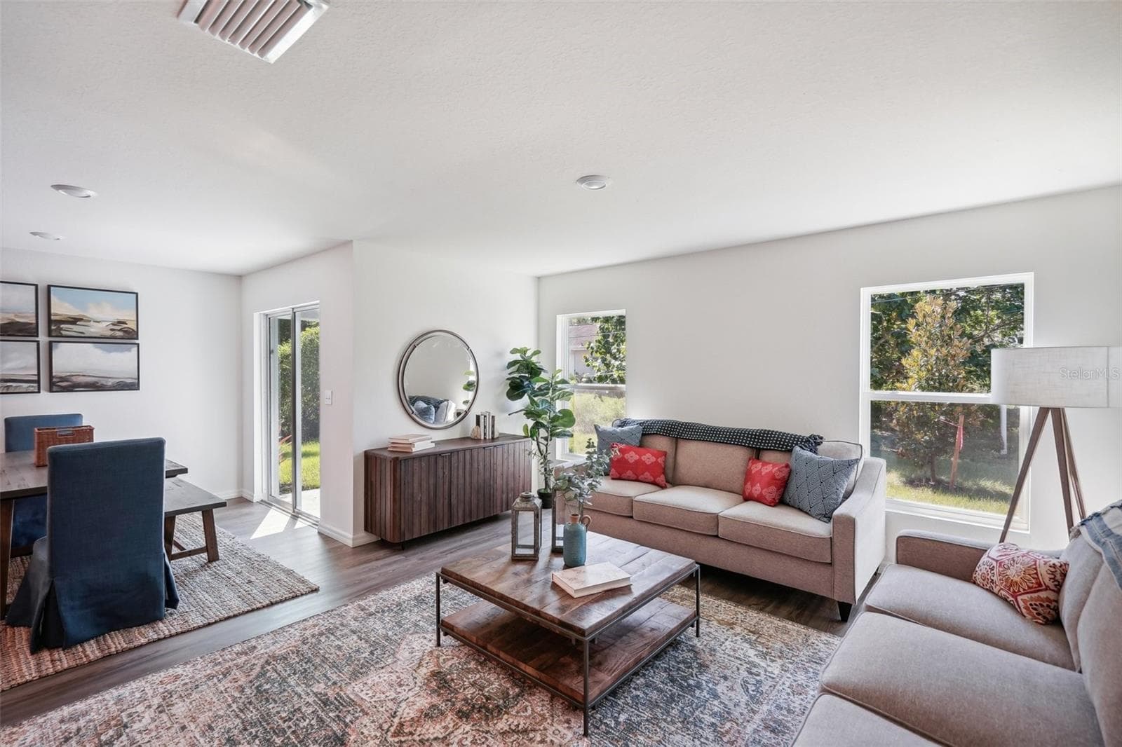 Single Family Residence at 1217 STONE RIDGE CIR, SEBRING, photo 15 of 38