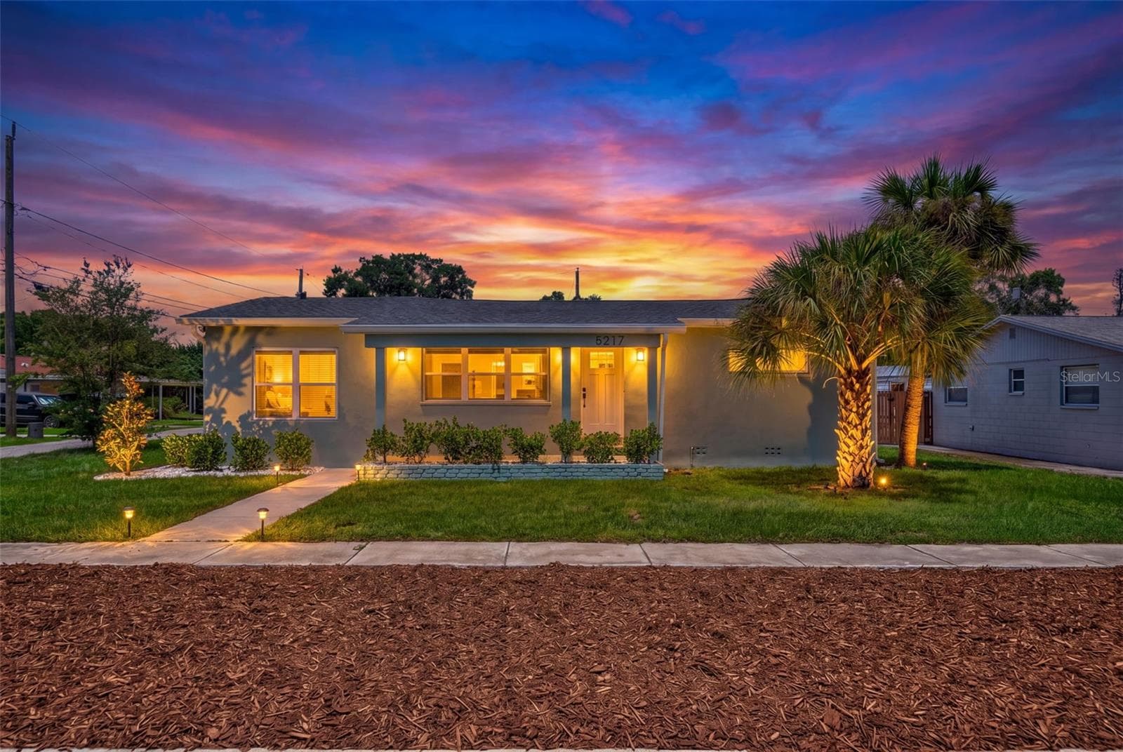 Beautiful Night or Day!! - 5217 18TH AVE S, GULFPORT