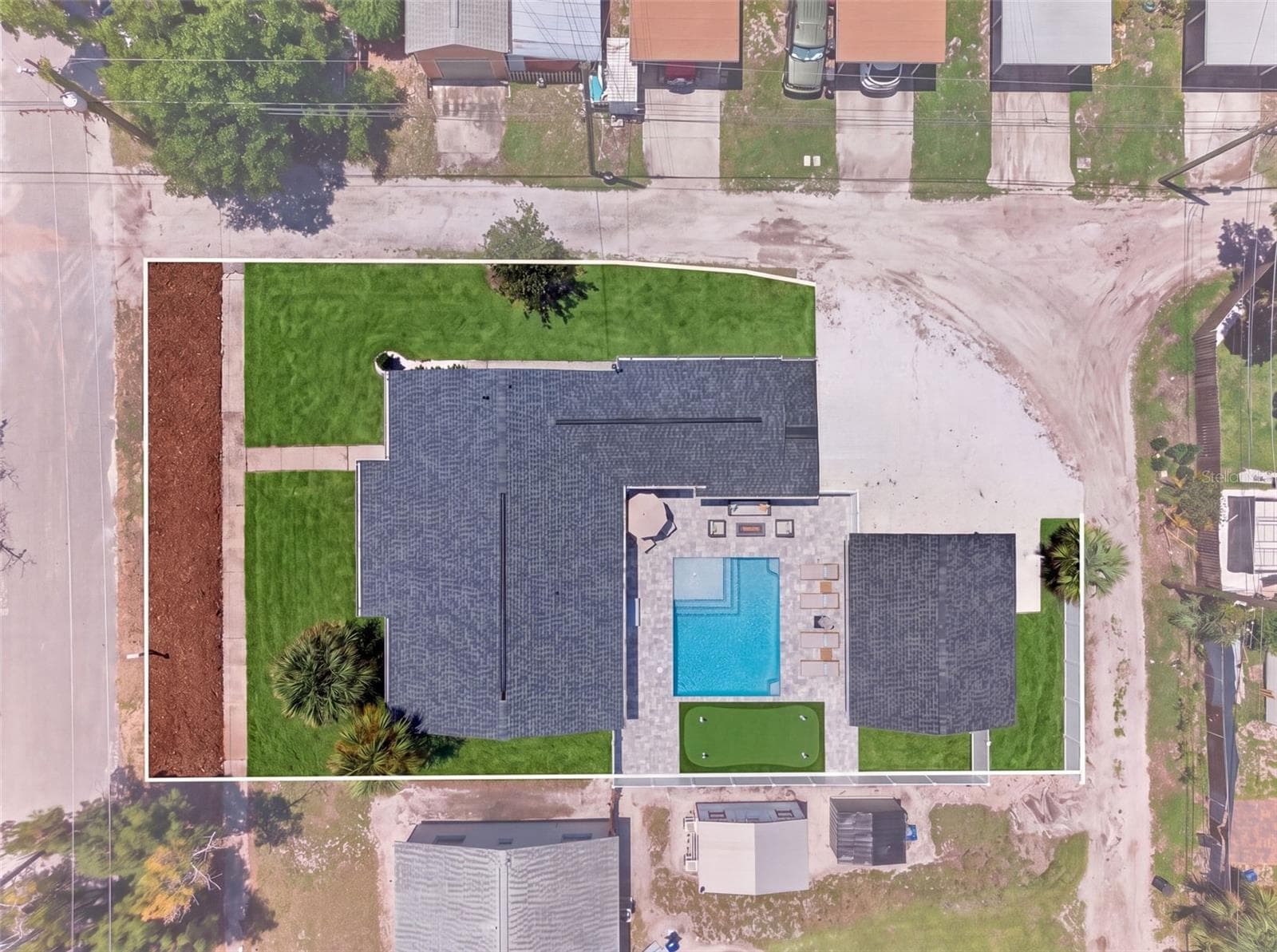Grass/Pool Virtally Staged - 5217 18TH AVE S, GULFPORT
