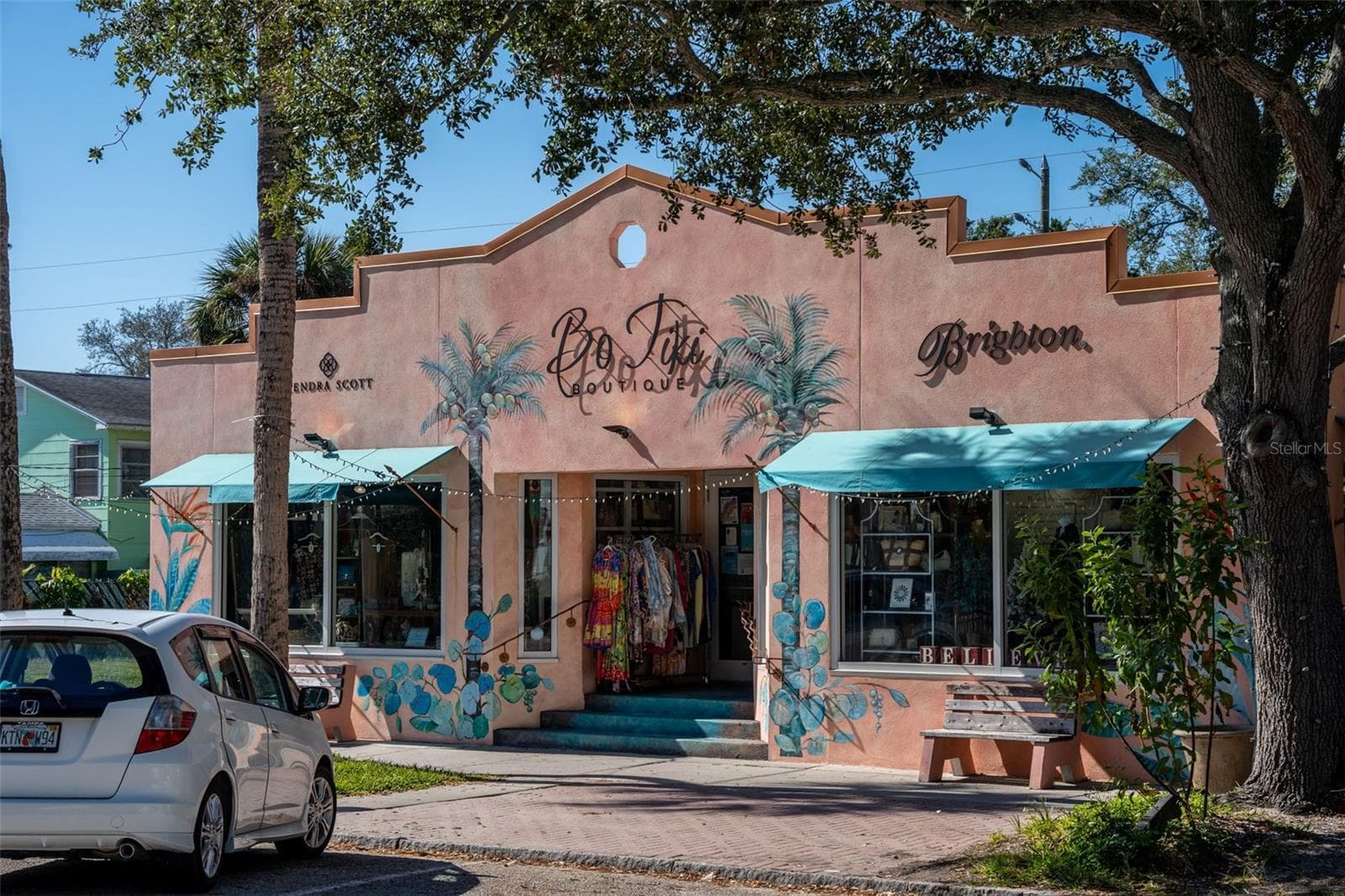 Boutique Shopping with something to look at every turn. - 5217 18TH AVE S, GULFPORT