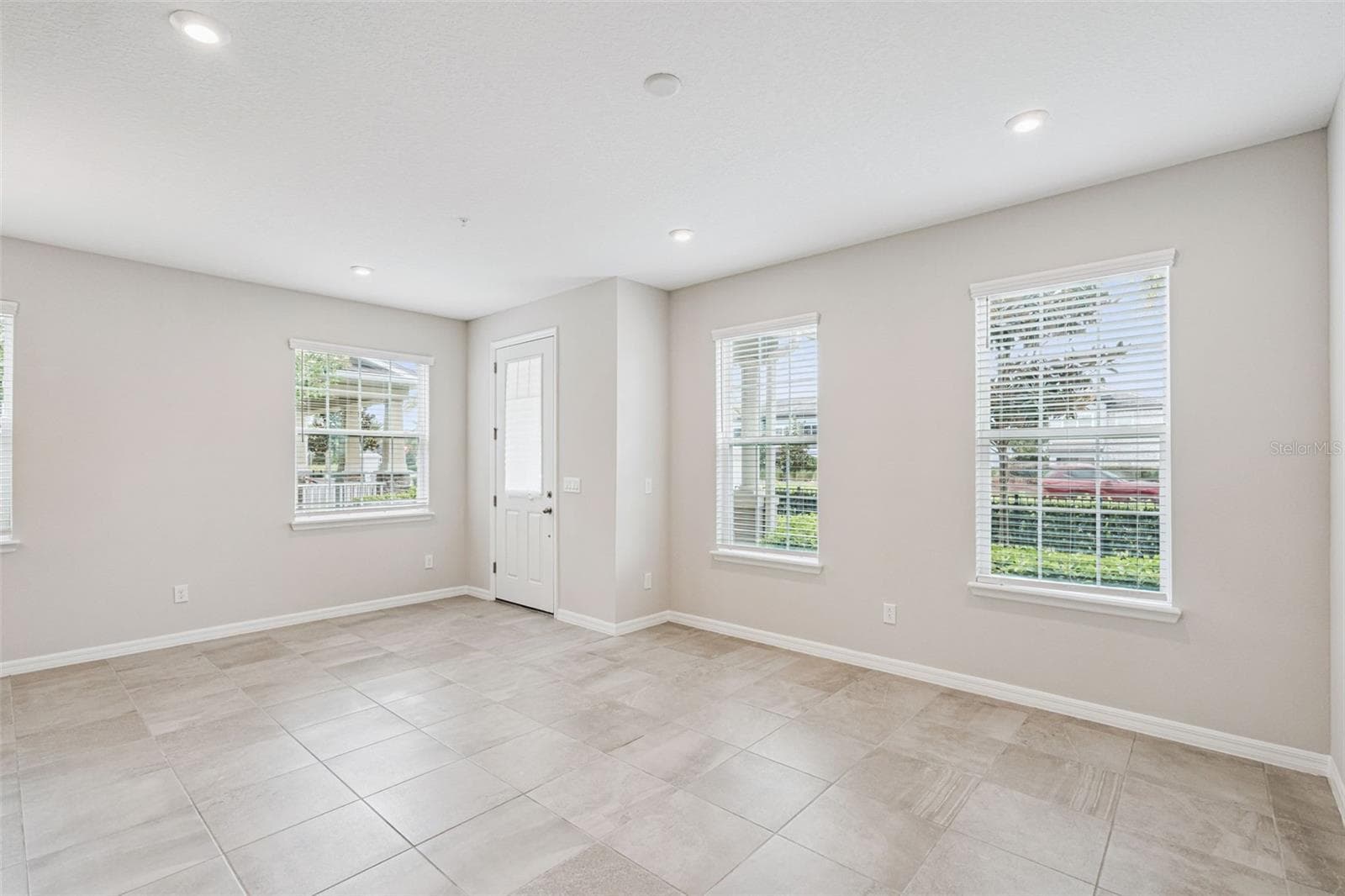 Townhouse at 9457 RANDAL PARK BLVD, ORLANDO, photo 17 of 83