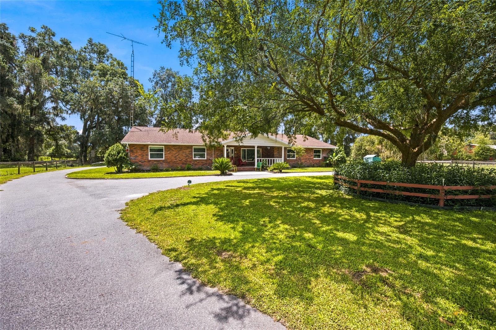 Single Family Residence at 690 SW 165TH ST, OCALA, photo 6 of 62