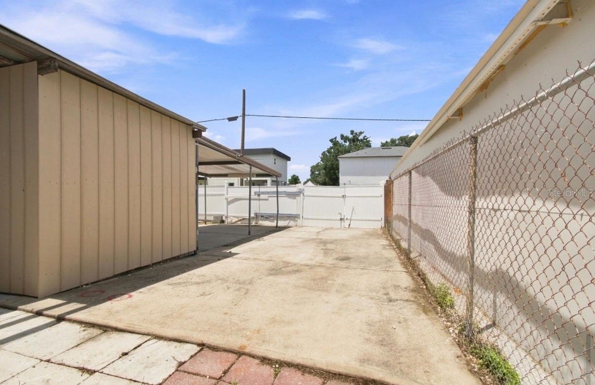 Single Family Residence at 7516 N CORTEZ ST, TAMPA, photo 37 of 65