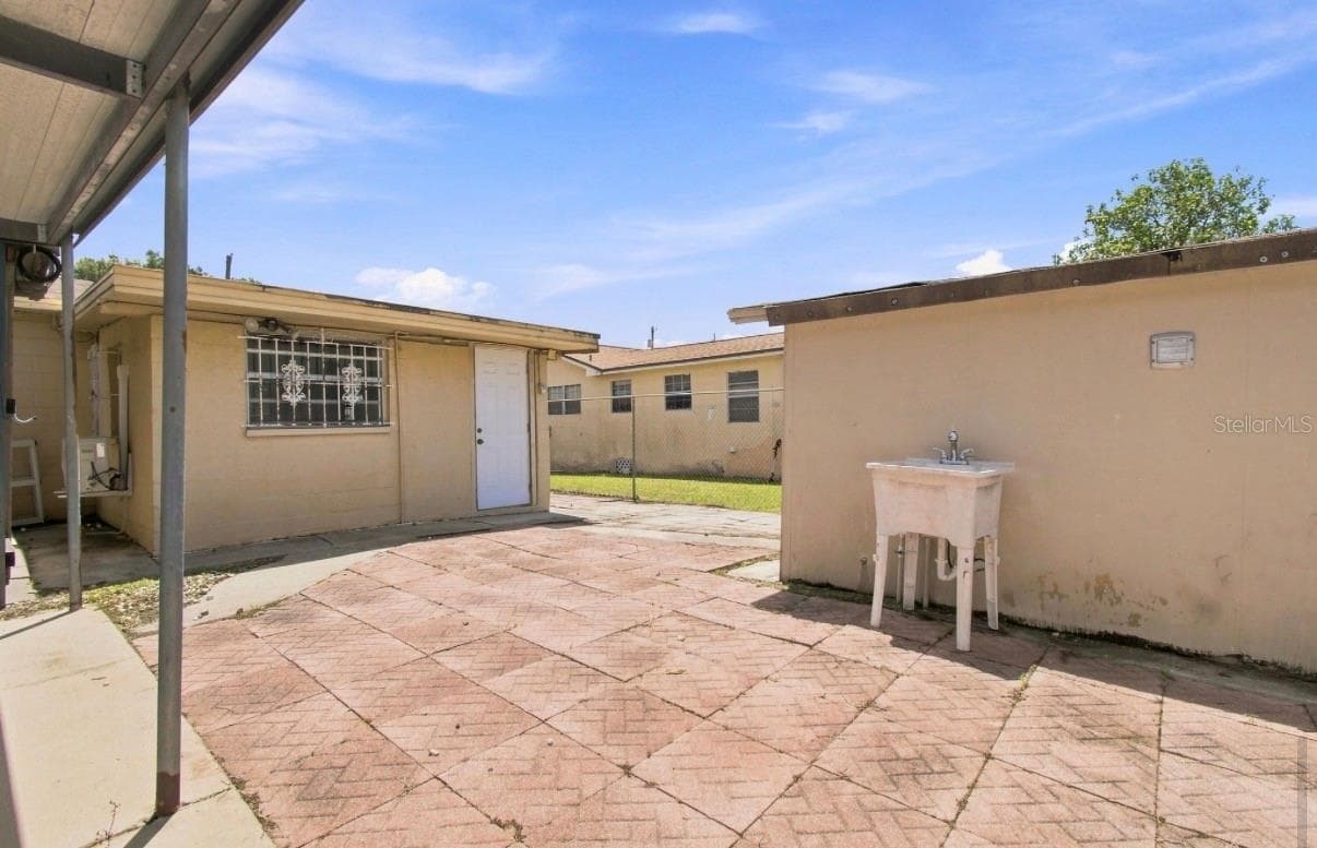 Single Family Residence at 7516 N CORTEZ ST, TAMPA, photo 40 of 65