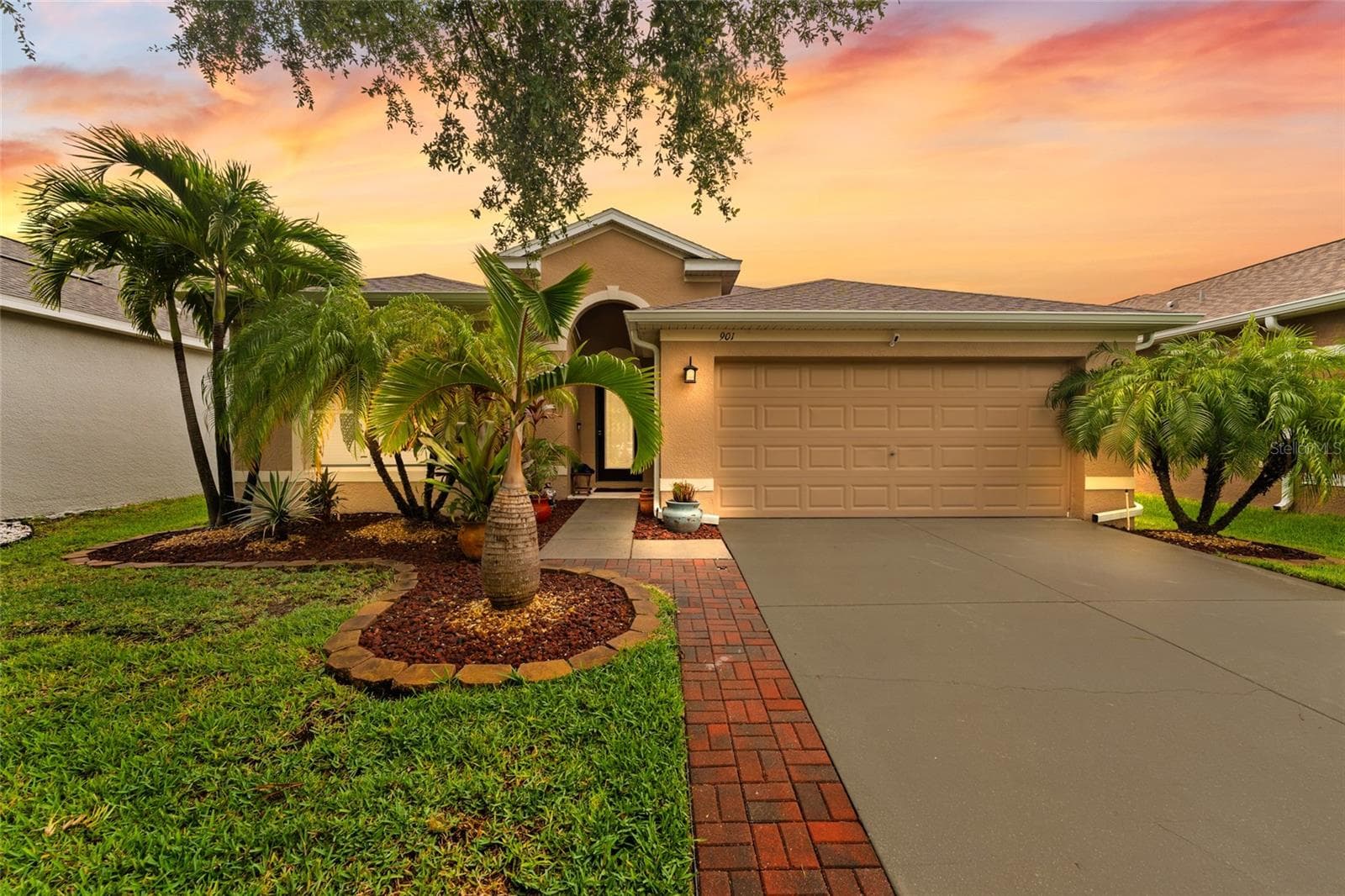 Single Family Residence at 901 PARKER DEN DR, RUSKIN, photo 4 of 44