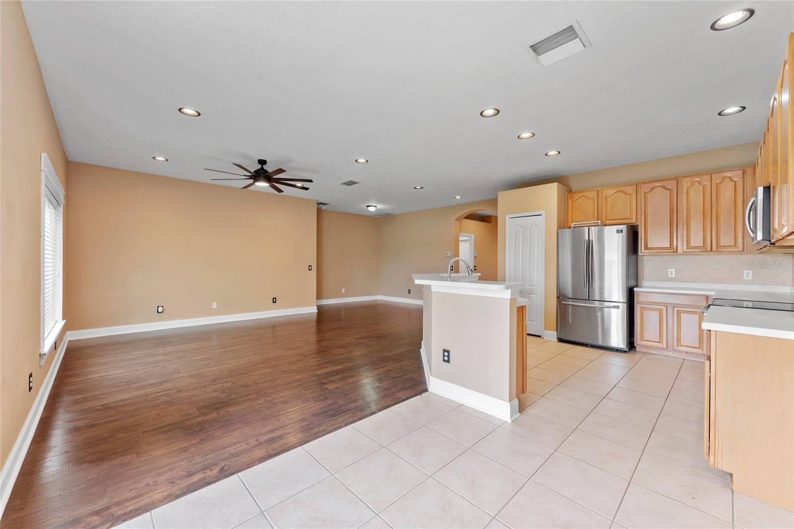 Single Family Residence at 901 PARKER DEN DR, RUSKIN, photo 15 of 44
