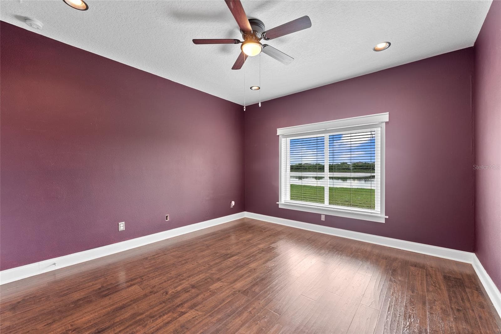 Single Family Residence at 901 PARKER DEN DR, RUSKIN, photo 17 of 44