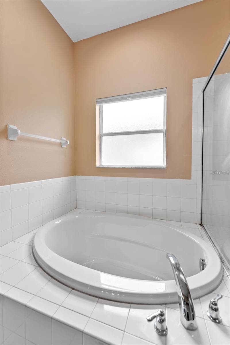 Single Family Residence at 901 PARKER DEN DR, RUSKIN, photo 21 of 44