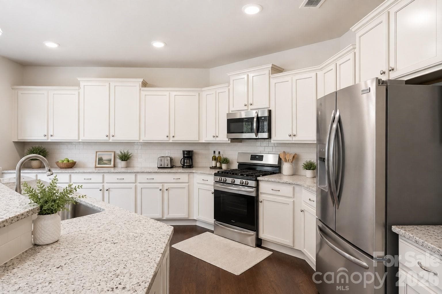 Single Family Residence at 2018 Killian Creek Drive, Denver, photo 8 of 28