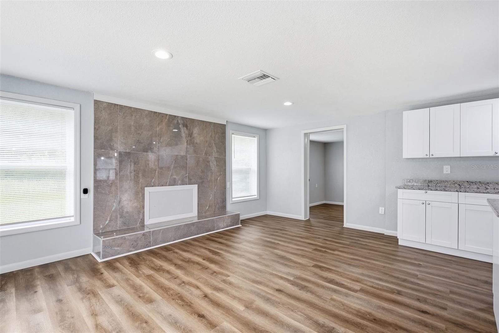 Single Family Residence at 8531 HORIZON LN, HUDSON, photo 8 of 36