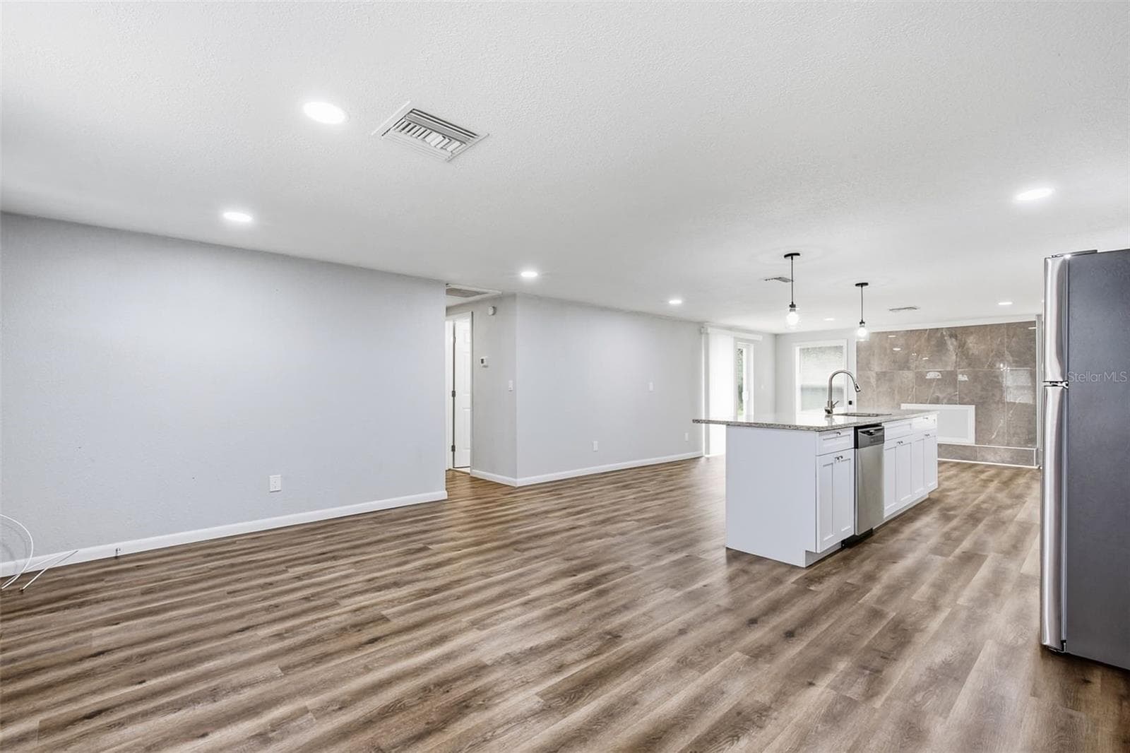 Single Family Residence at 8531 HORIZON LN, HUDSON, photo 13 of 36