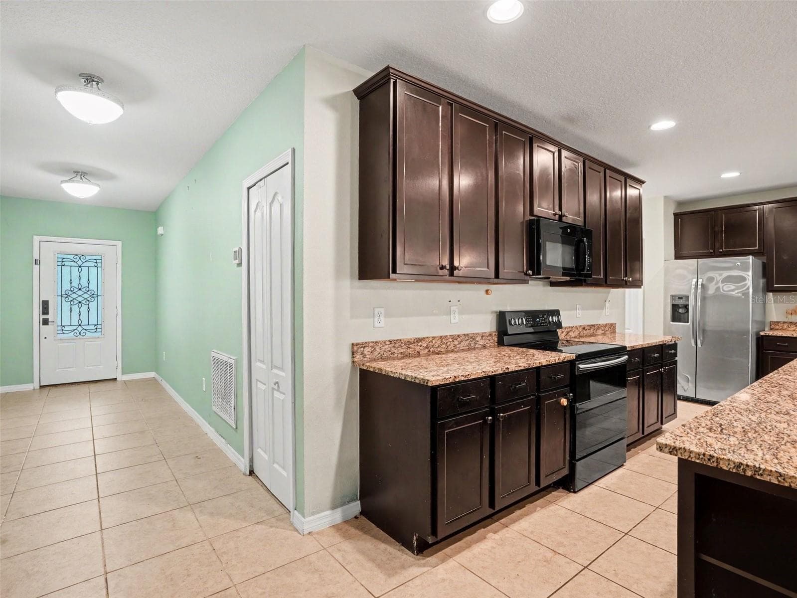 Single Family Residence at 243 MILESTONE DR, HAINES CITY, photo 4 of 27