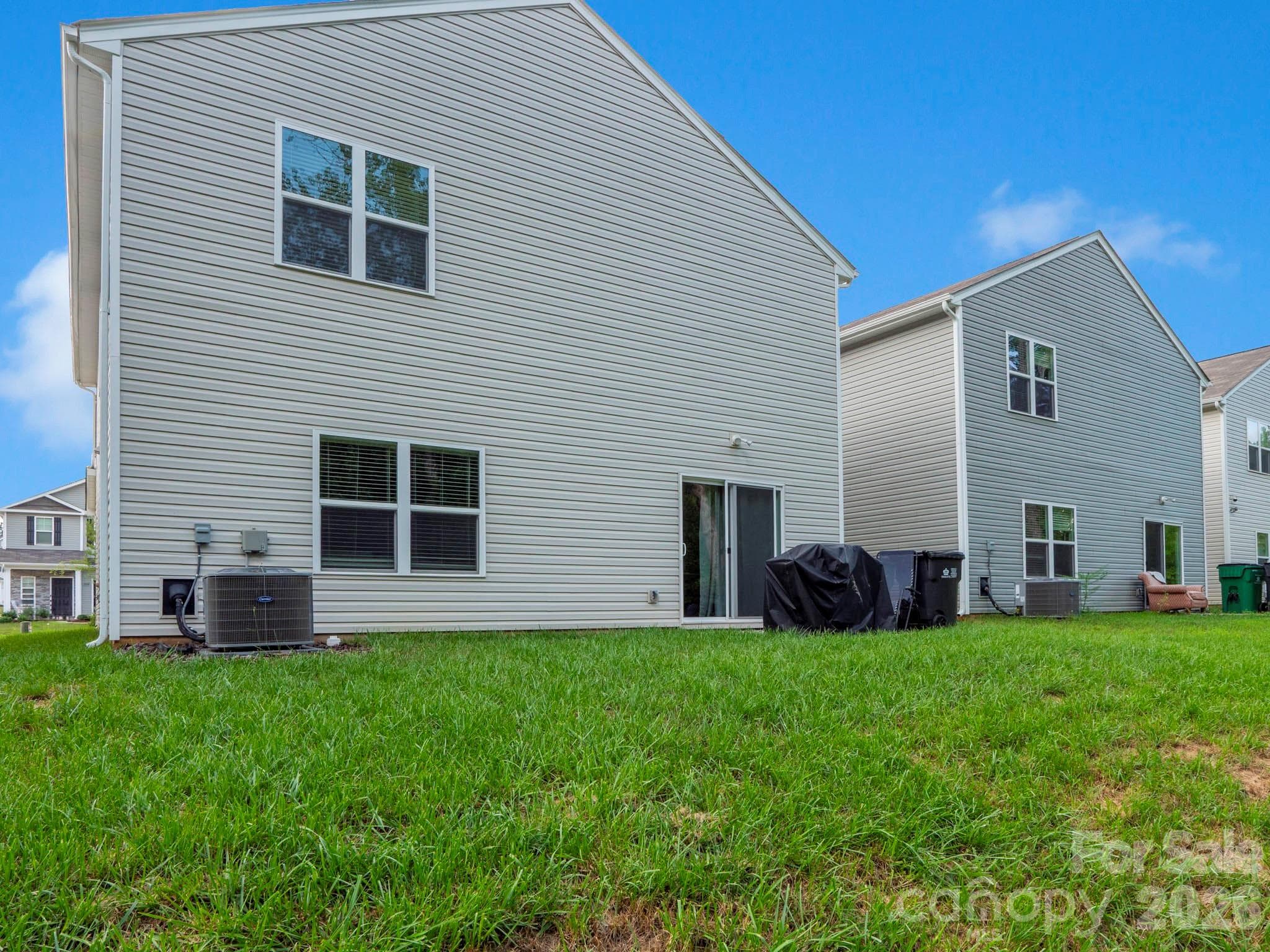 Single Family Residence at 7203 Stoney Wood Lane, Charlotte, photo 26 of 28