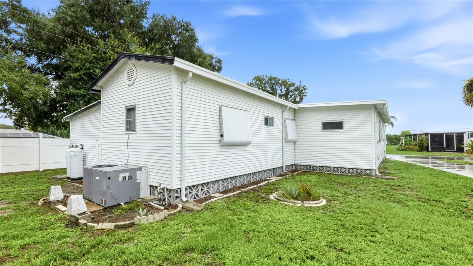 Mobile Home at 1891 ENGLEWOOD RD #167, ENGLEWOOD, photo 22 of 56