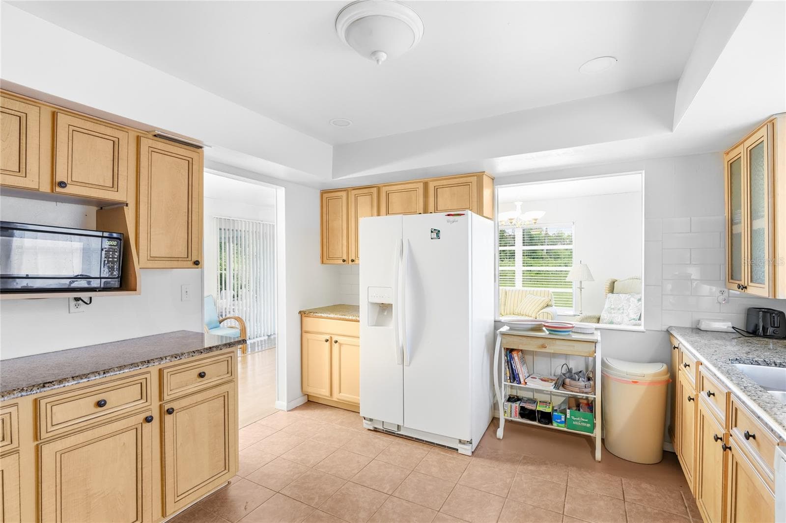 Single Family Residence at 113 ANNAPOLIS LN, ROTONDA WEST, photo 13 of 32