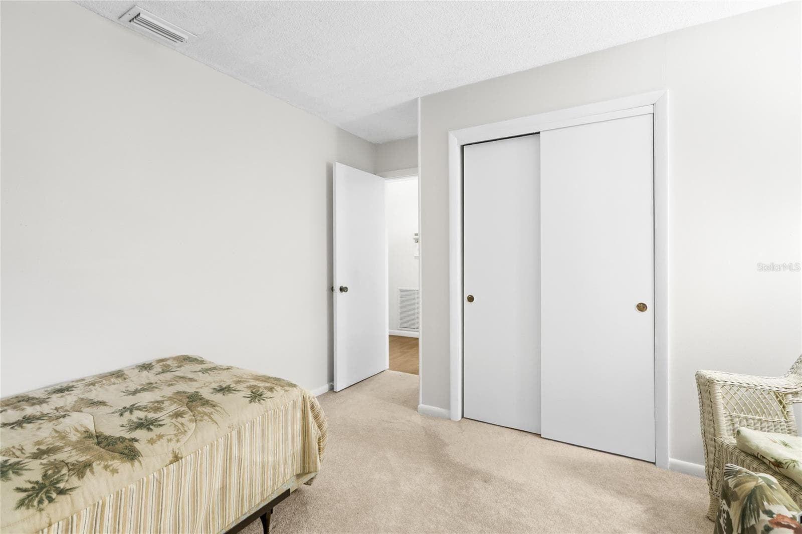 Single Family Residence at 113 ANNAPOLIS LN, ROTONDA WEST, photo 22 of 32