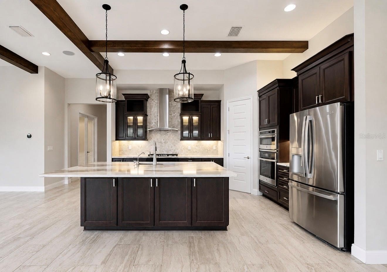 Single Family Residence at 14610 RED CASTLE AVE, LITHIA, photo 14 of 69