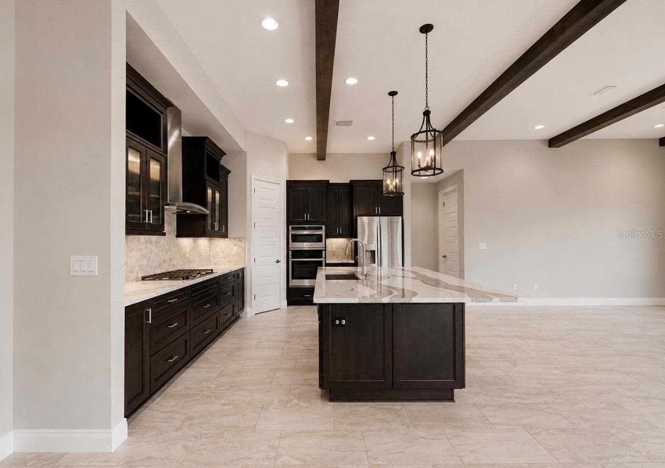 Single Family Residence at 14610 RED CASTLE AVE, LITHIA, photo 17 of 69