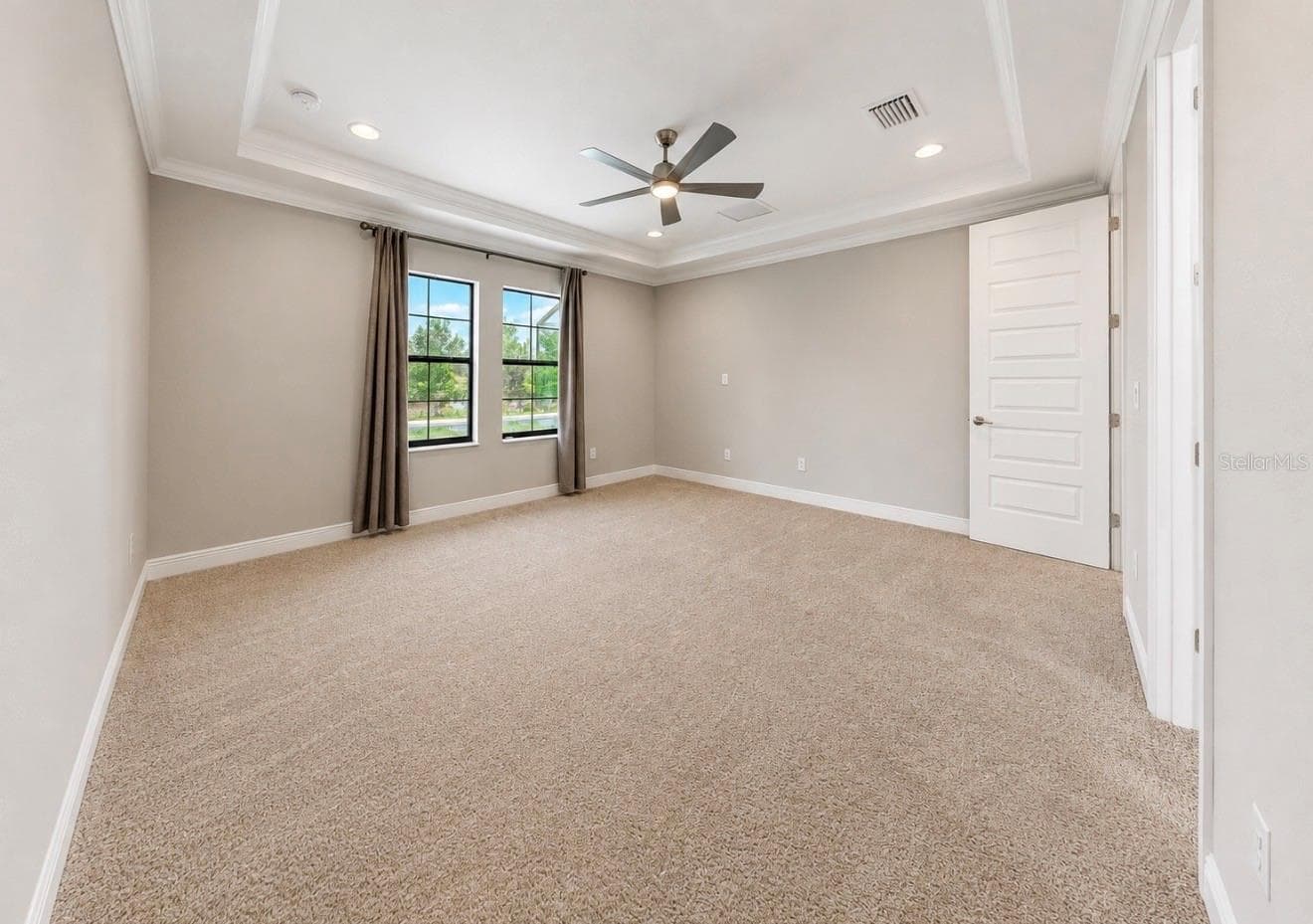 Single Family Residence at 14610 RED CASTLE AVE, LITHIA, photo 35 of 69