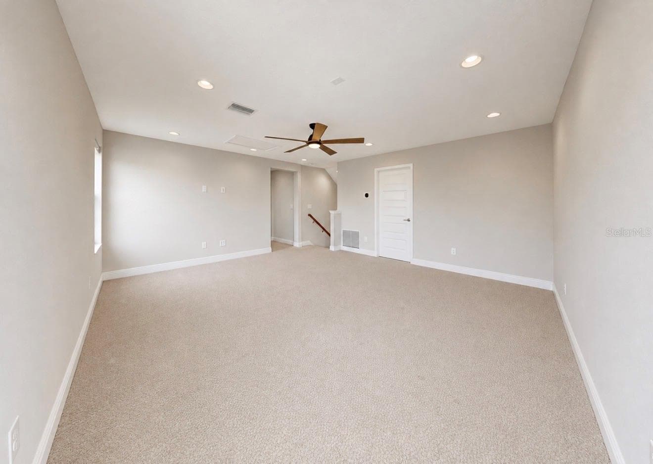 Single Family Residence at 14610 RED CASTLE AVE, LITHIA, photo 51 of 69