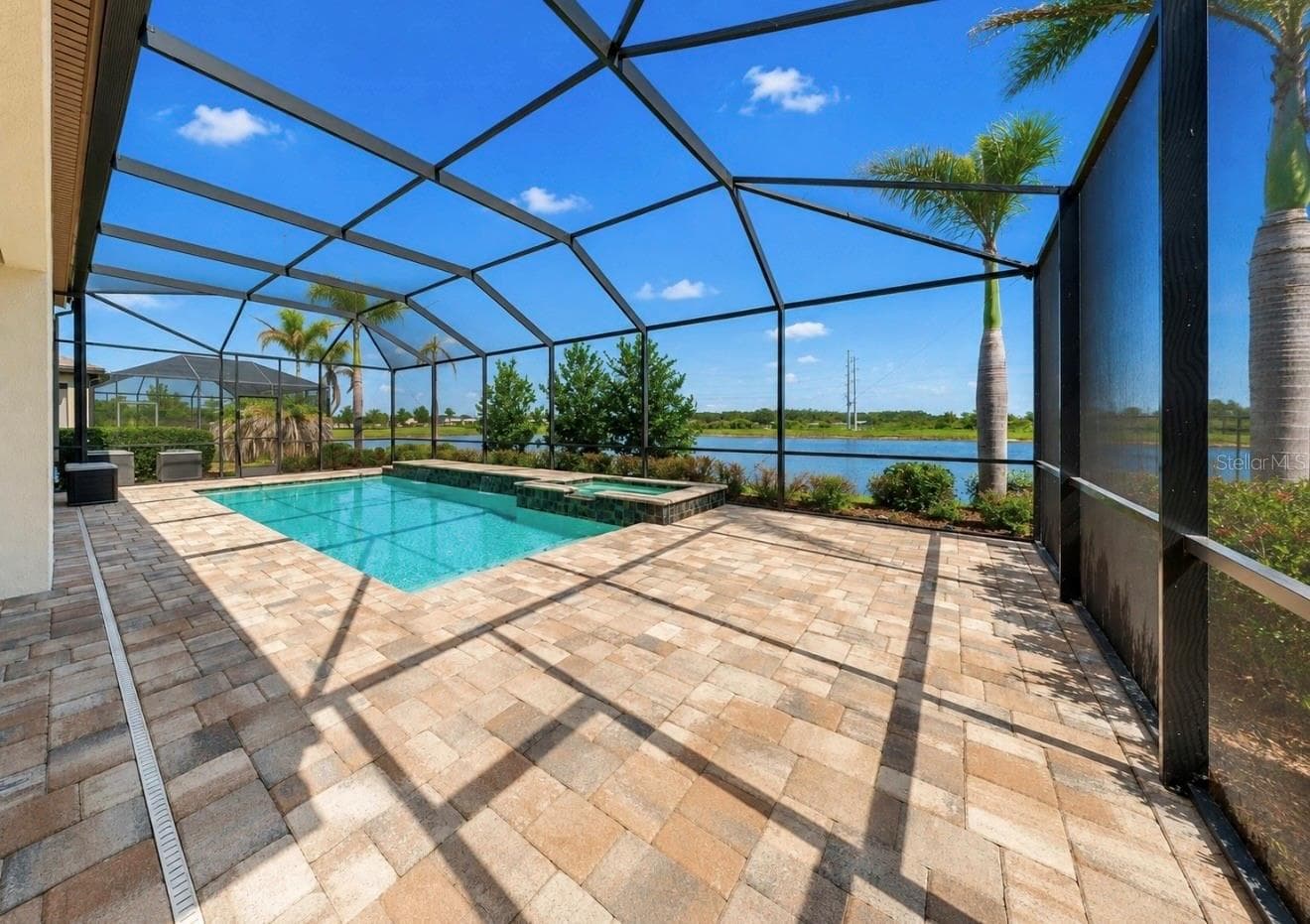 Single Family Residence at 14610 RED CASTLE AVE, LITHIA, photo 65 of 69