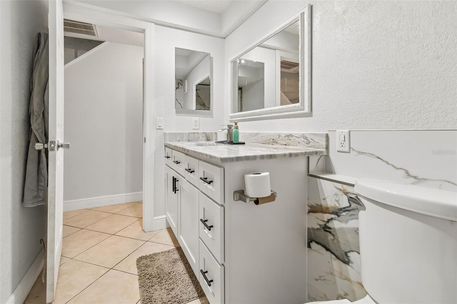 Single Family Residence at 18632 ROSEMARY RD, ARIPEKA, photo 17 of 31