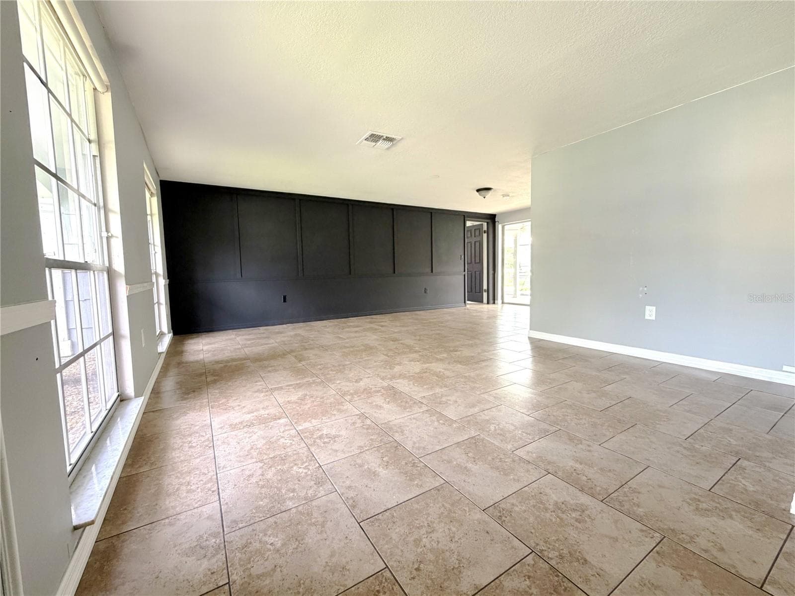 Single Family Residence at 12407 WEATHERSTONE ROW, HUDSON, photo 5 of 40