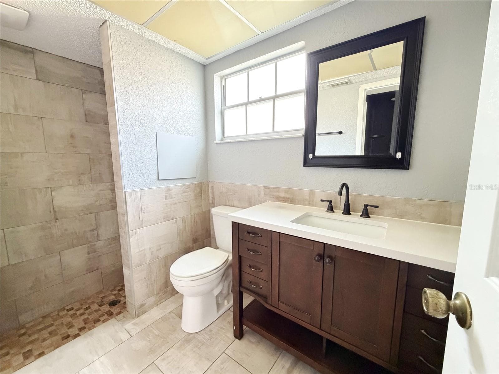 Single Family Residence at 12407 WEATHERSTONE ROW, HUDSON, photo 17 of 40