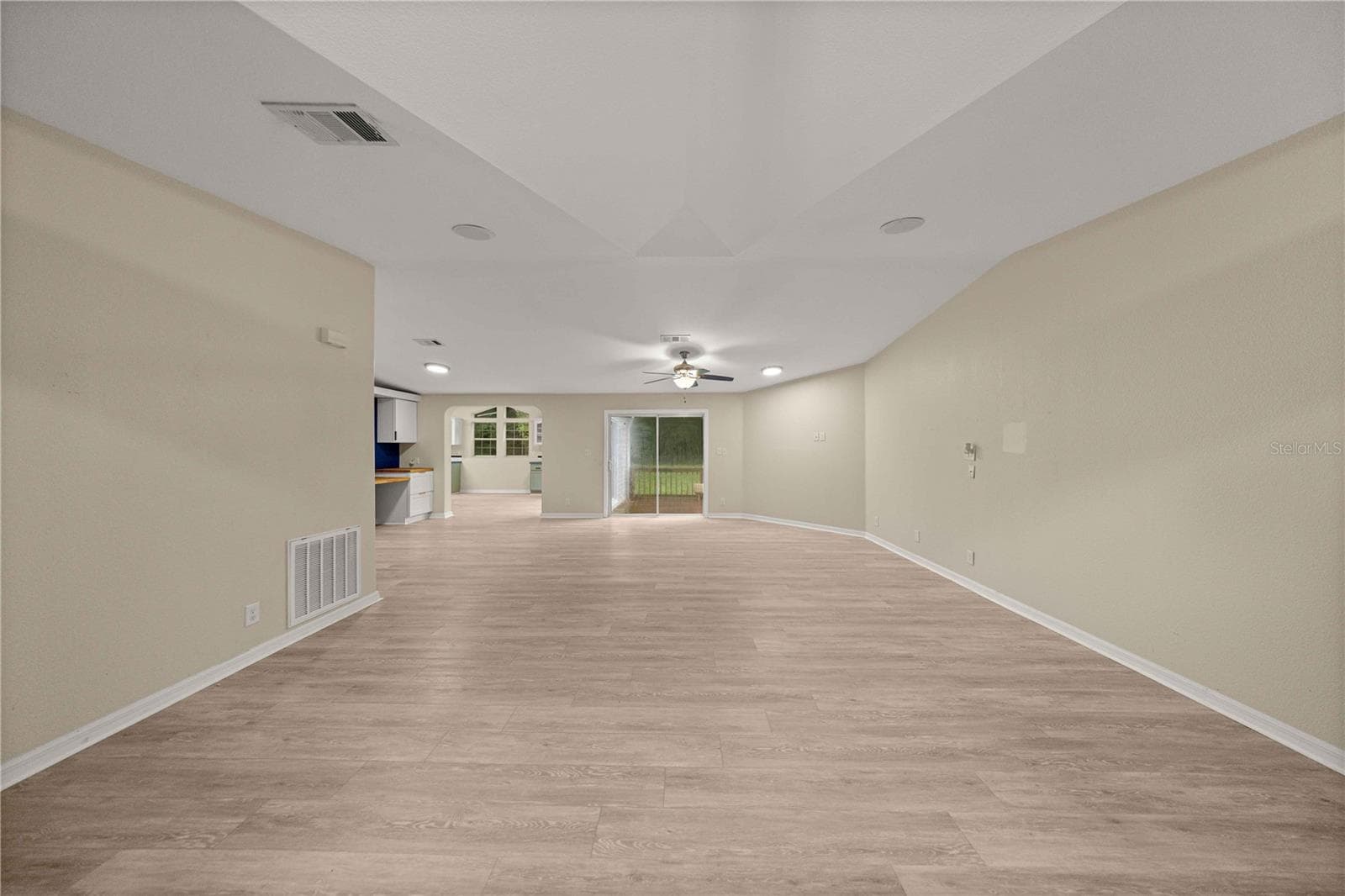 Single Family Residence at 13250 NW 160TH AVE, MORRISTON, photo 8 of 71