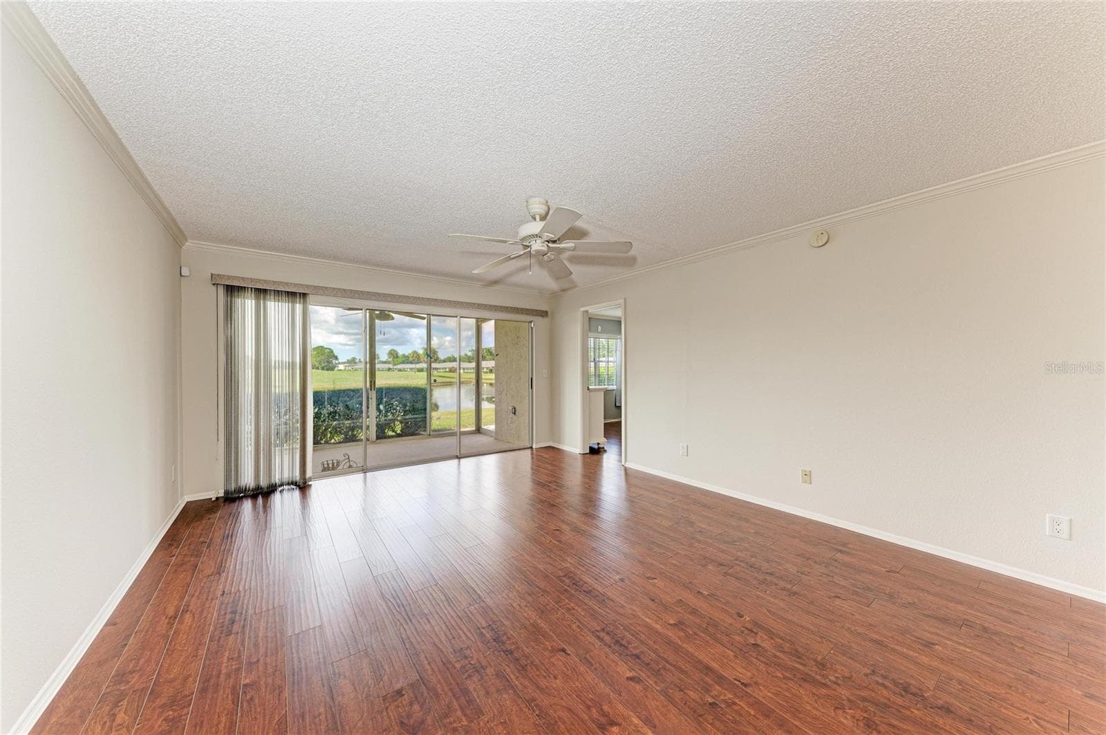 Condominium at 6999 W COUNTRY CLUB DR N #123, SARASOTA, photo 8 of 43