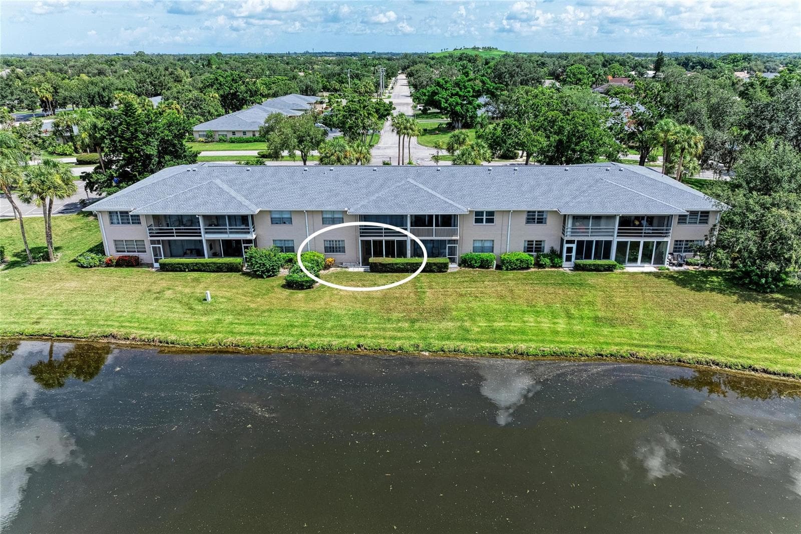Condominium at 6999 W COUNTRY CLUB DR N #123, SARASOTA, photo 33 of 43