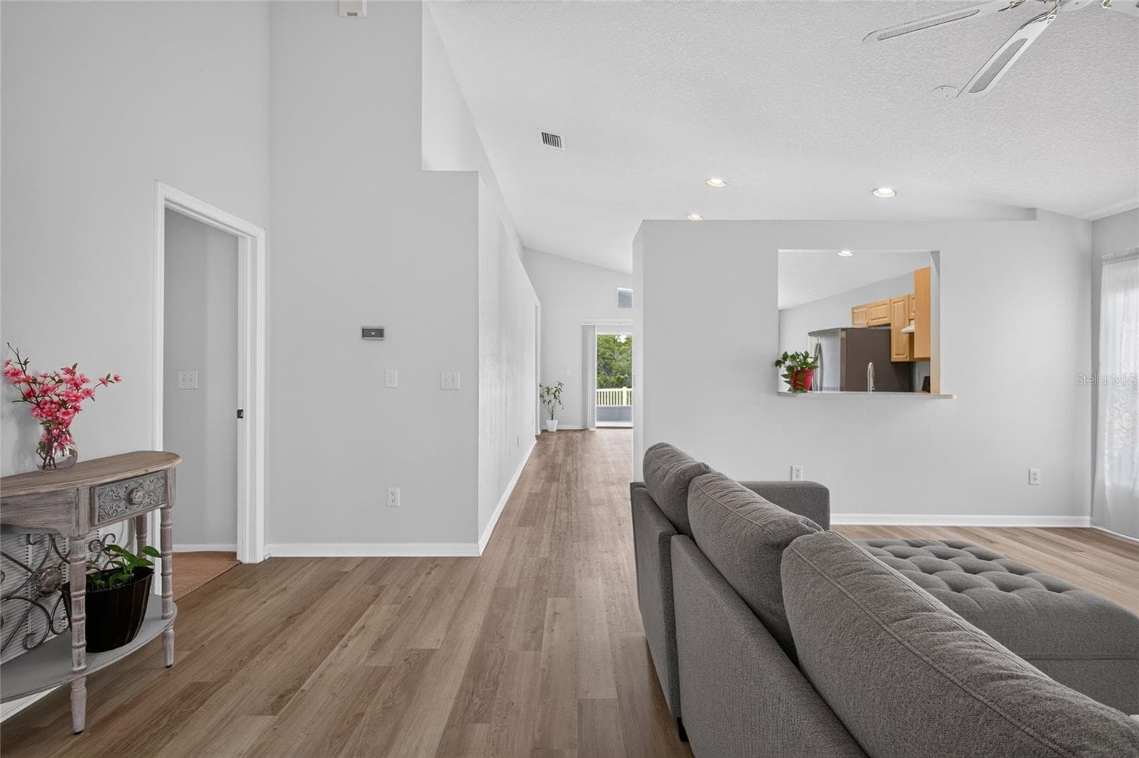 Single Family Residence at 24331 CROSSCUT RD, LUTZ, photo 9 of 47