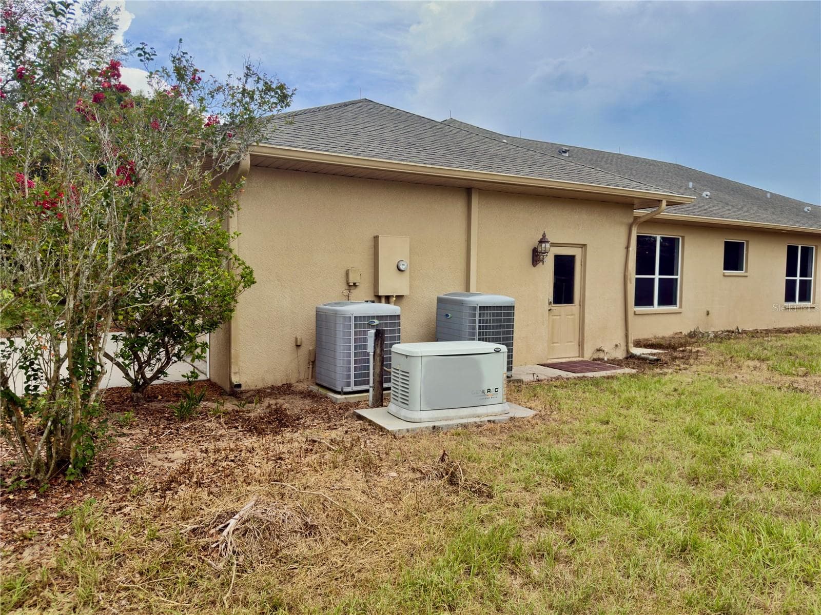 Generator - 24087 TWISTER LN, BROOKSVILLE