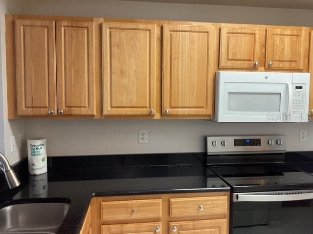 Kitchen - 5711 BENTGRASS DR #19-211, SARASOTA