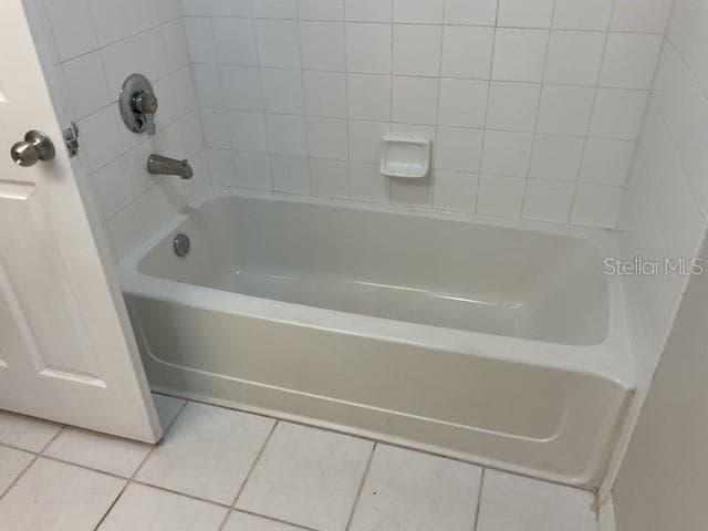 Condominium at 5711 BENTGRASS DR #19-211, SARASOTA, photo 18 of 24