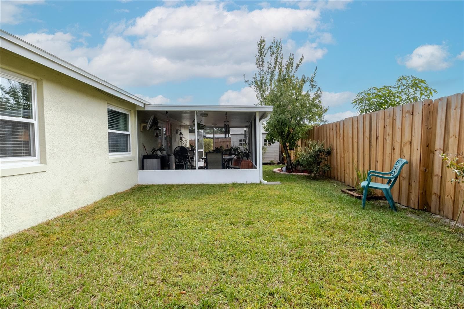 Single Family Residence at 10118 HUNTERS POINT CT, TAMPA, photo 23 of 38