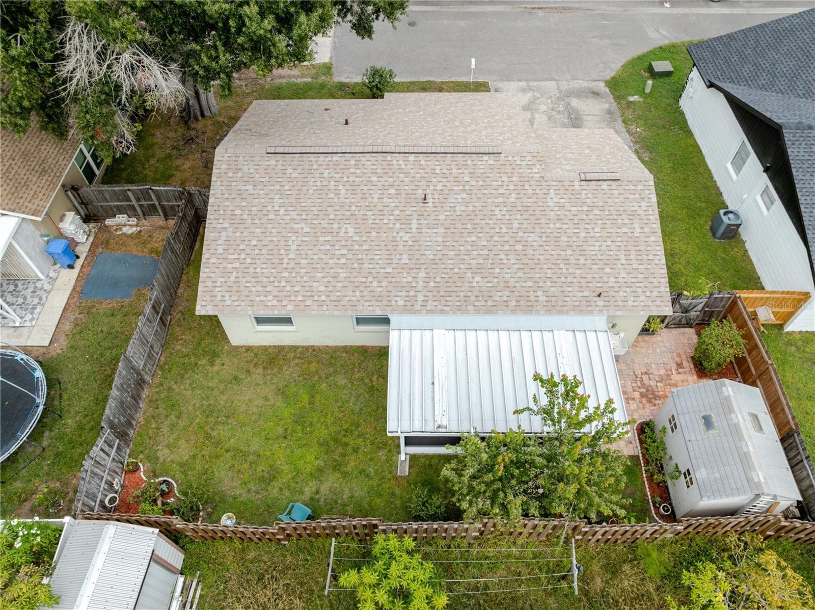 Single Family Residence at 10118 HUNTERS POINT CT, TAMPA, photo 32 of 38