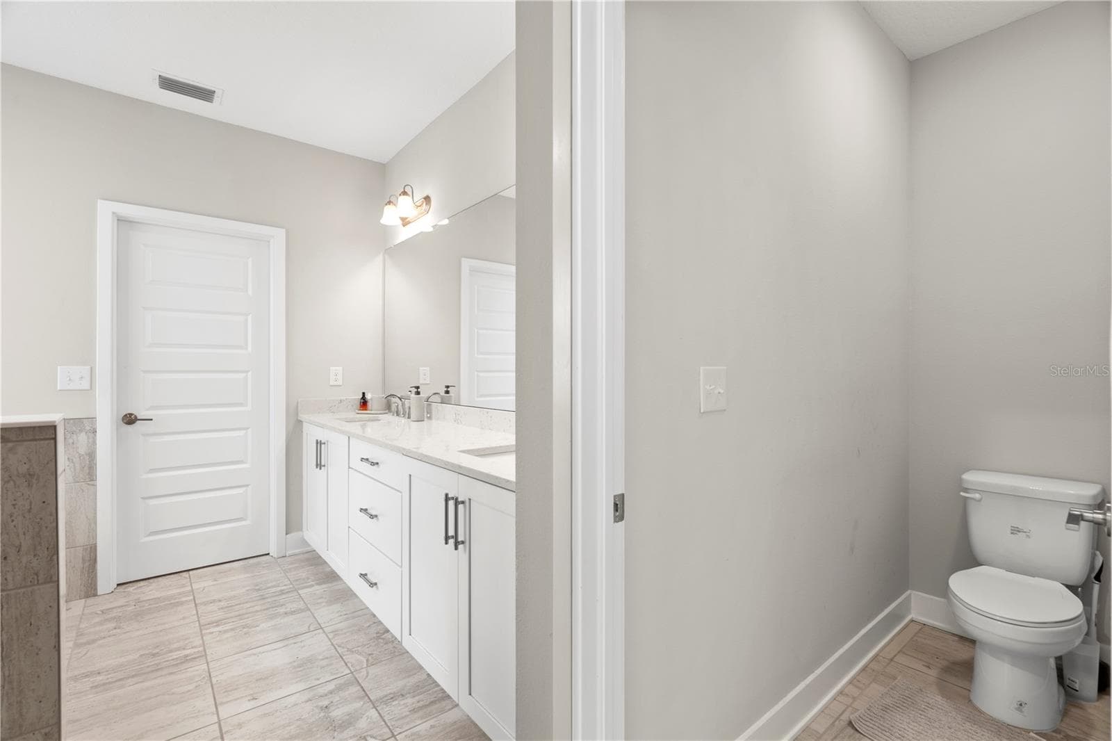 Single Family Residence at 1415 CRYSTAL LAKE DR, LAKELAND, photo 23 of 63
